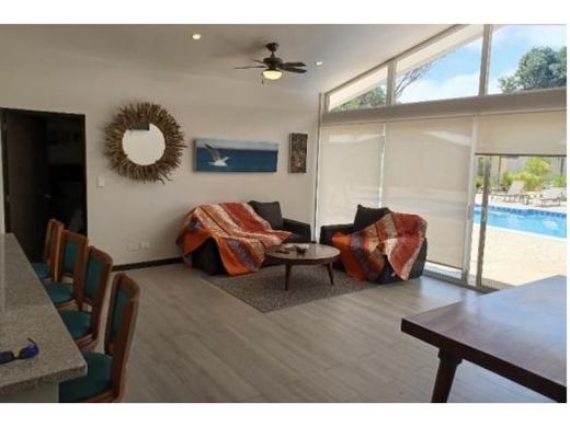 Luxury home in Tamarindo, Santa Cruz