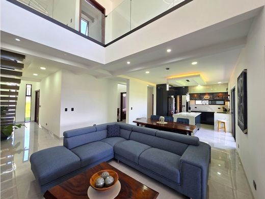 Casa de luxo - Desamparados, Provincia de San José