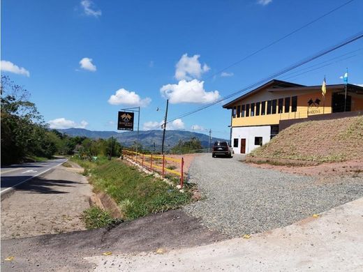 Residential complexes in Bajo Pérez, Acosta