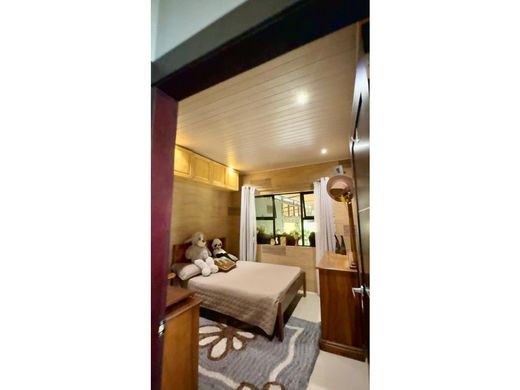 Luxus-Haus in San José, Cantón de San José