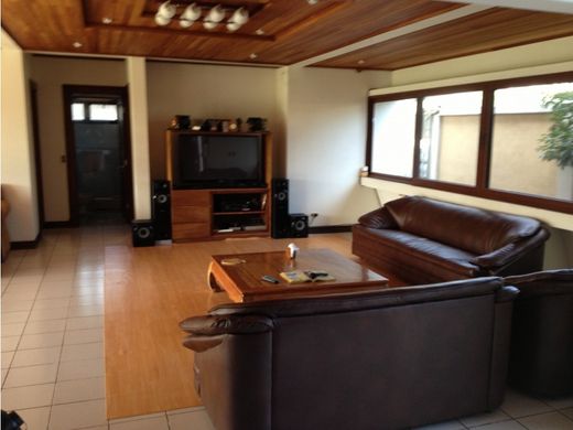 Casa di lusso a Escazú, Provincia de San José