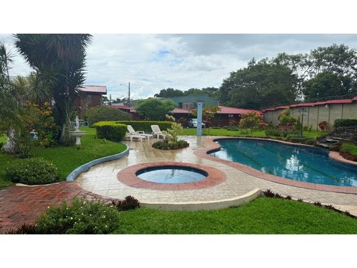 Rural ou fazenda - Santo Domingo, Provincia de Heredia