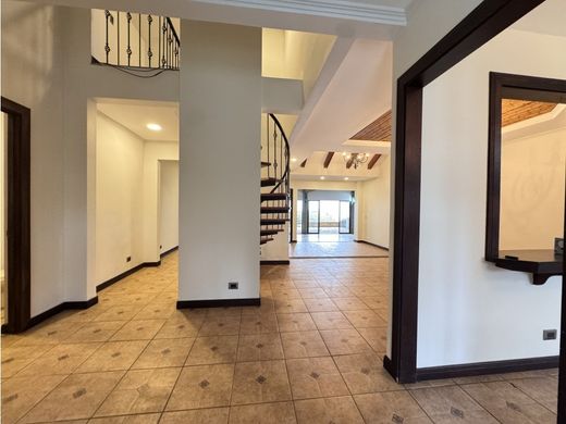 Casa de luxo - Escazú, Provincia de San José