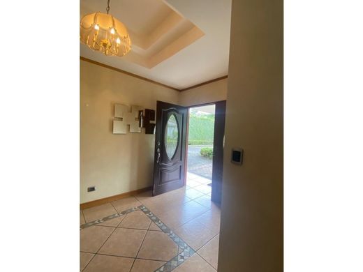 Casa di lusso a Santa Ana, Provincia de San José