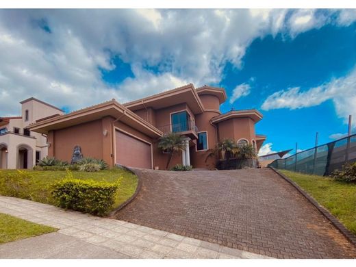 Luxury home in Curridabat, Provincia de San José