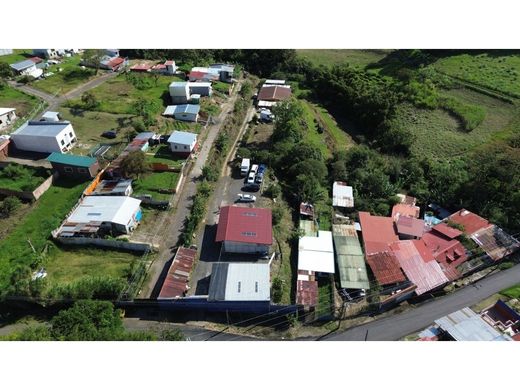 Luxe woning in San Isidro de Coronado, Vázquez de Coronado