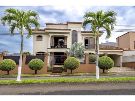 ‏בתי יוקרה ב  Desamparados, Provincia de San José