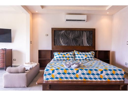 منزل ﻓﻲ Potrero, Santa Cruz