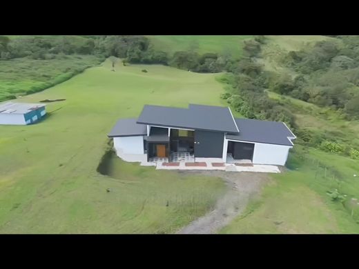 Apartment / Etagenwohnung in San Isidro de Coronado, Vázquez de Coronado