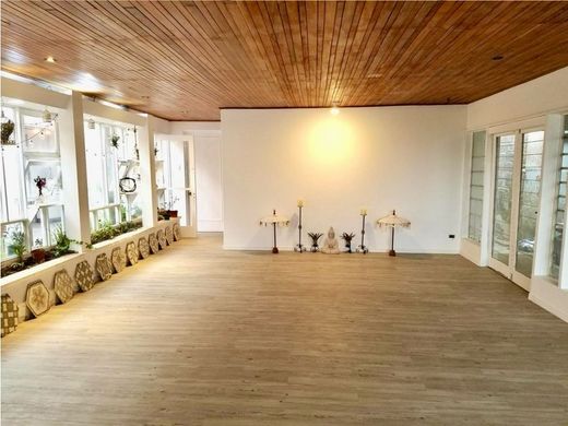 Luxury home in San Pedro, Montes de Oca