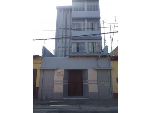 Piura, Provincia de Piuraのアパートメント・コンプレックス