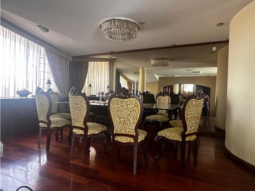 Luxury home in Arequipa, Provincia de Arequipa