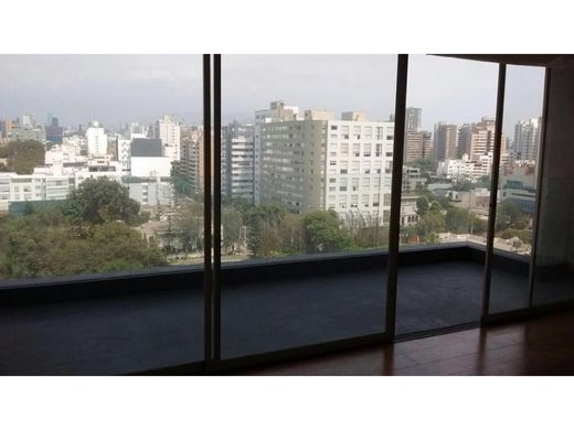 Apartment / Etagenwohnung in Lima, Provincia de Lima