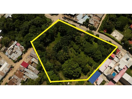 Grond in Tarapoto, Provincia de San Martín