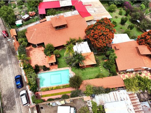 Landhuis in Tiquipaya, Departamento de Cochabamba