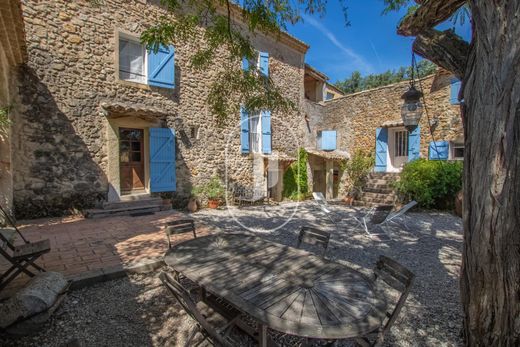 Luxury home in Vaison-la-Romaine, Vaucluse