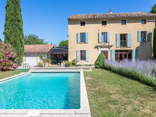 Pernes Les Fontaines Immobilier De Luxe Et Villas En Vente Proprietes De Prestige A Pernes Les Fontaines Luxuryestate Com