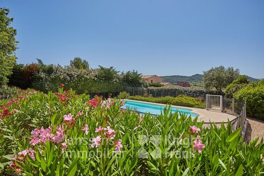 Luxe woning in Roussillon, Vaucluse