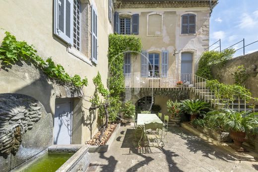 Luxe woning in Châteauneuf-de-Gadagne, Vaucluse