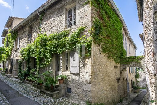 Vaison-la-Romaine, Vaucluseの高級住宅