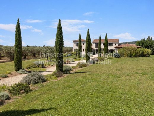 Fontvieille Immobilier De Luxe Et Villas En Vente Proprietes De Prestige A Fontvieille Luxuryestate Com