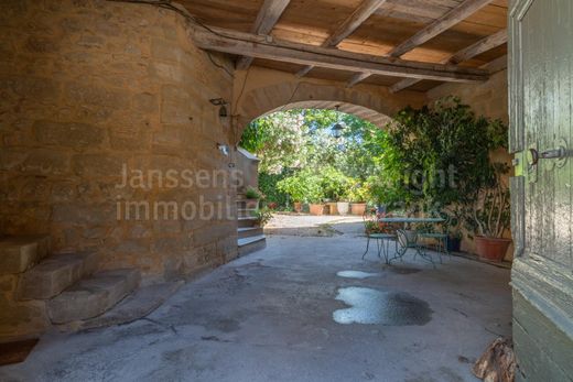 Luxury home in Uzès, Gard