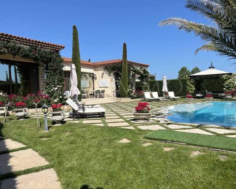 Townhouse in Sunny Beach, Obshtina Nesebar