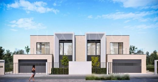 Gurmazovo, Sofia-Gradのタウンハウス