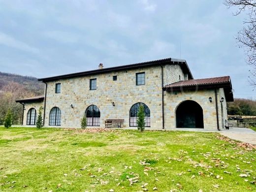 城市独宅  Elena, Oblast Veliko Tarnovo