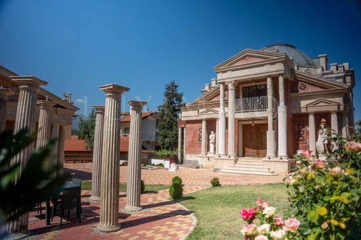 Townhouse in German, Municipality of the Capital