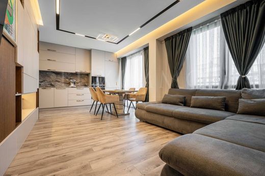 Apartment / Etagenwohnung in Plowdiw, Obshtina Plovdiv