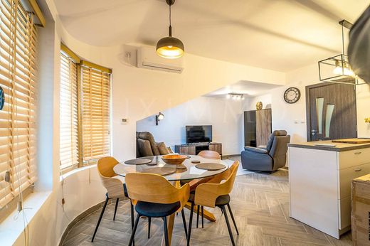 Apartment / Etagenwohnung in Burgas, Obshtina Burgas