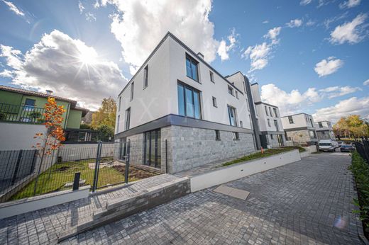 بنتهاوس ﻓﻲ صوفيا, Stolichna Obshtina