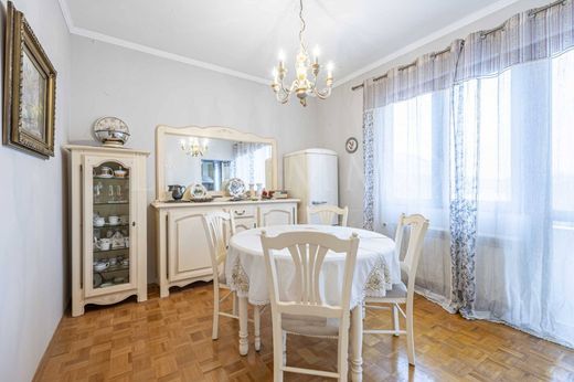 아파트 / Sofia, Stolichna Obshtina