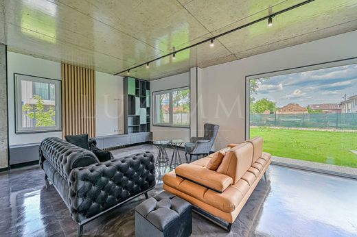 Townhouse in Lozen, Municipality of the Capital