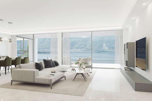 Apartment / Etagenwohnung in Bissone, Lugano