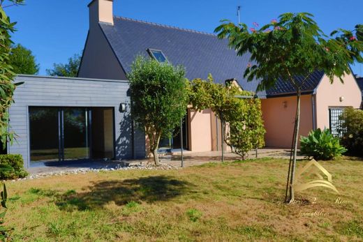 Luxury home in Fouesnant, Finistère