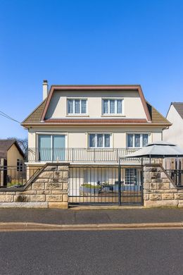 Casa di lusso a Chelles, Seine-et-Marne