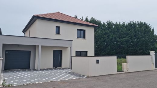 Casa di lusso a Fauverney, Cote d'Or