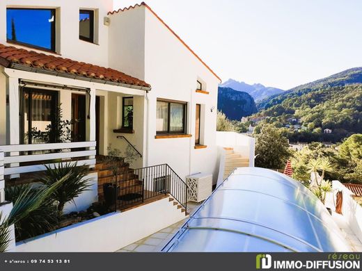 Casa di lusso a Amélie-les-Bains, Pirenei Orientali