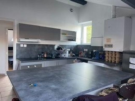 Komplex apartman Saint-Étienne, Loire