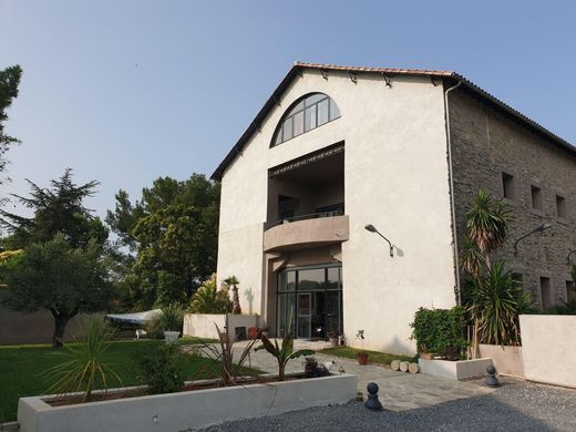 Luxury home in Sommières, Gard