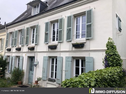 Luxury home in Montivilliers, Seine-Maritime