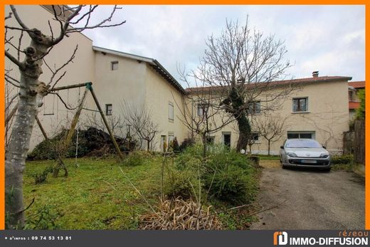 Luxe woning in Rillieux-la-Pape, Rhône