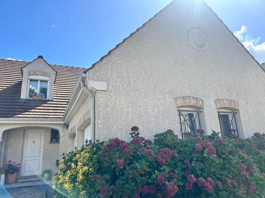 Casa de lujo en Noiseau, Valle de Marne