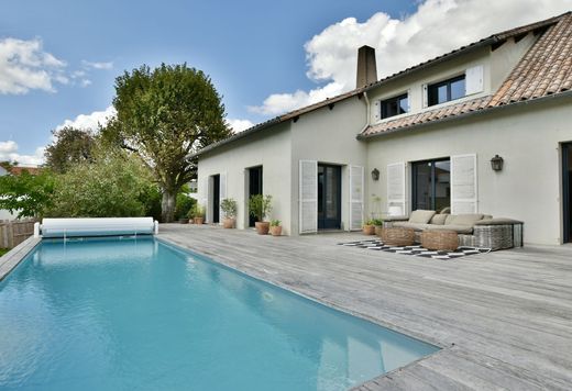 منزل ﻓﻲ Cholet, Maine-et-Loire