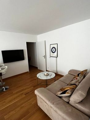 Apartment / Etagenwohnung in Vincennes, Val-de-Marne