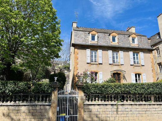 Maison de luxe à Mende, Lozère