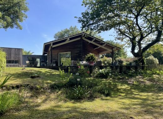 Luxury home in Messanges, Landes