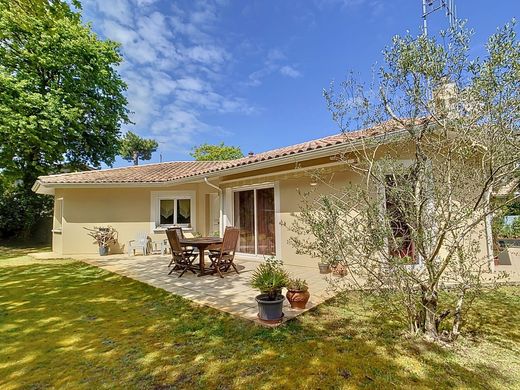 Luxury home in Capbreton, Landes